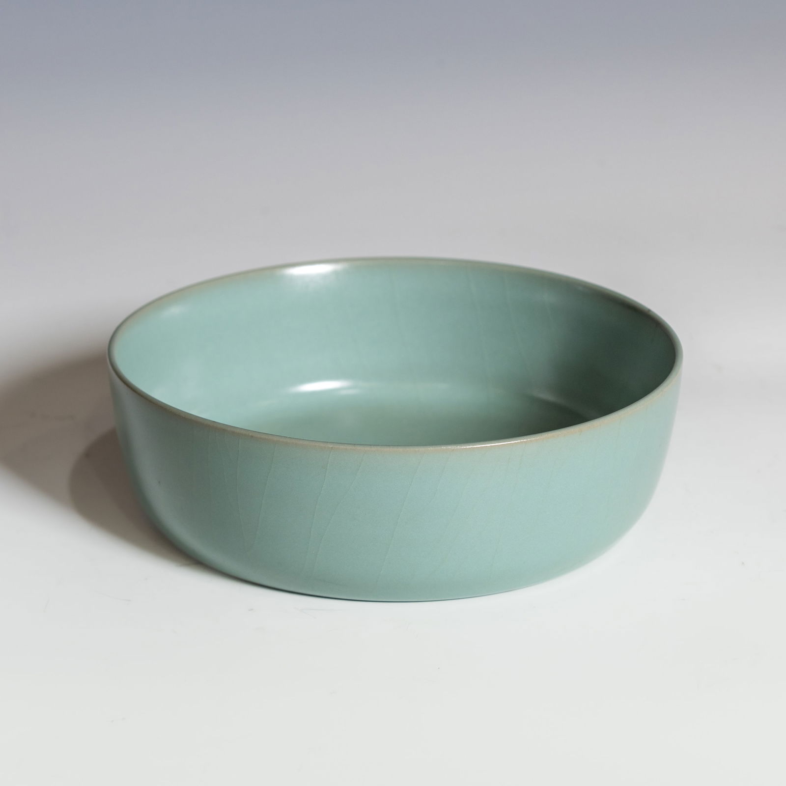 A CHINESE CELADON DISH (1 of 6)