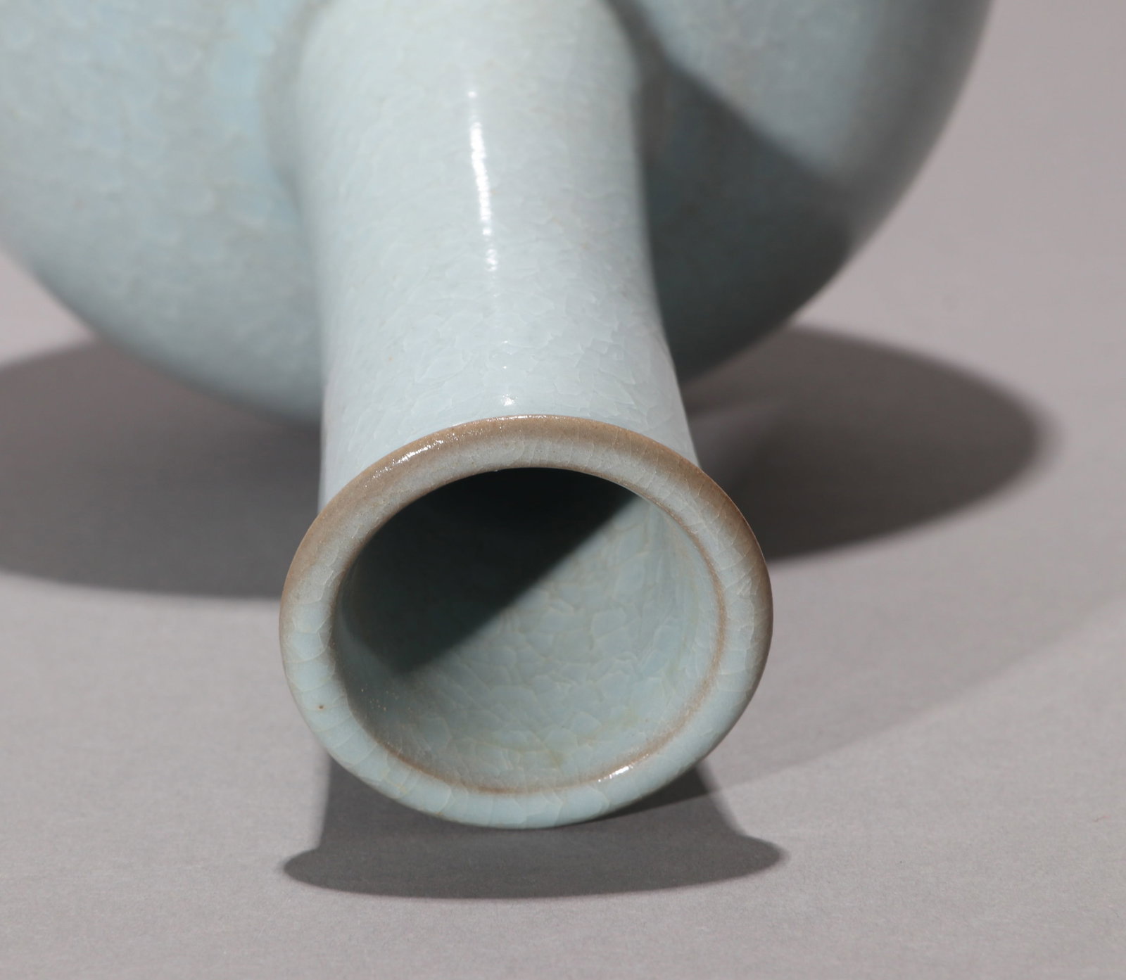 A RU-TYPE BOTTLE VASE - 7
