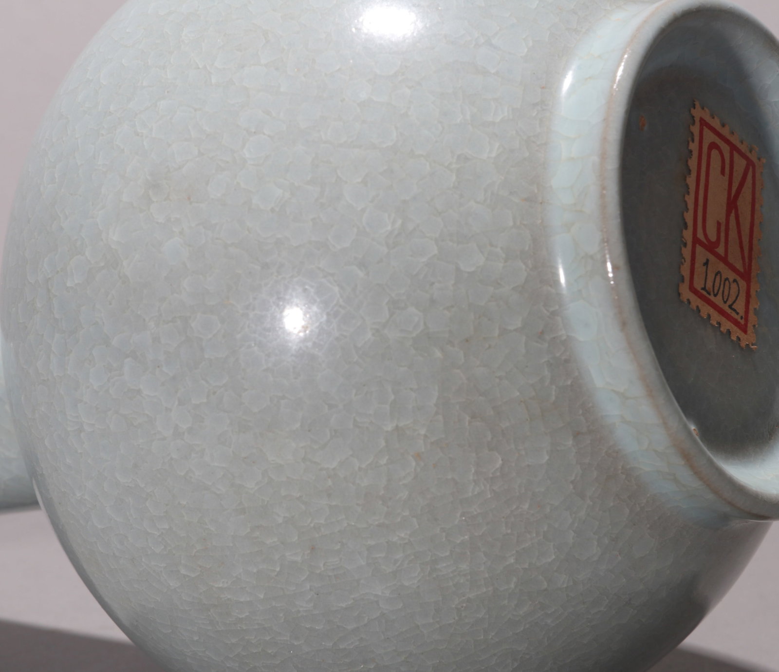 A RU-TYPE BOTTLE VASE - 9