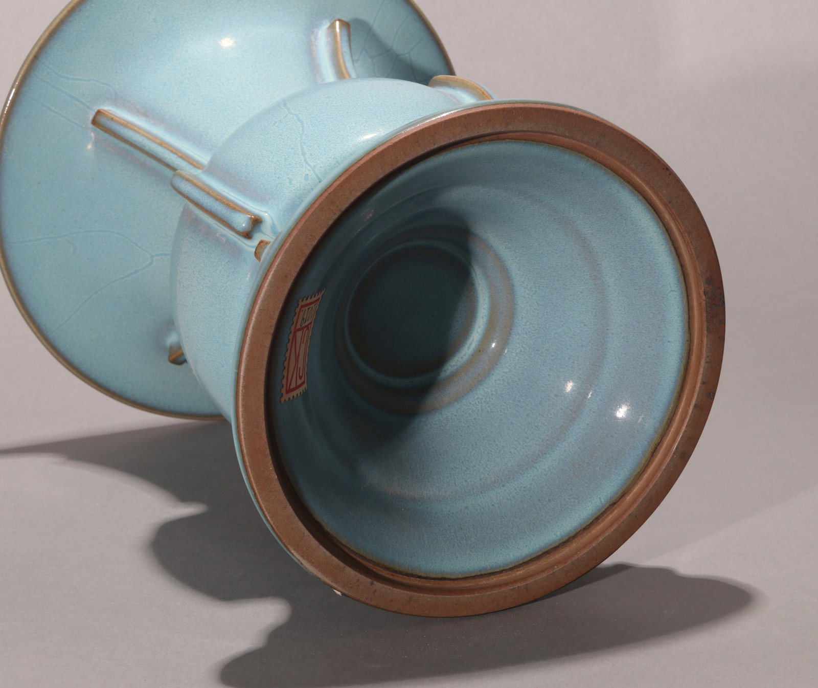 A JUN-TYPE GU-SHAPED VASE - 8