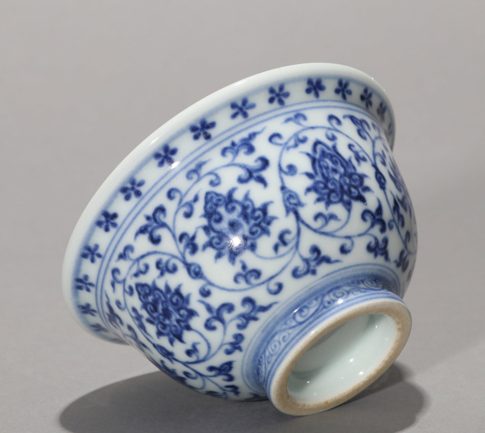 A BLUE AND WHITE CUP - 6