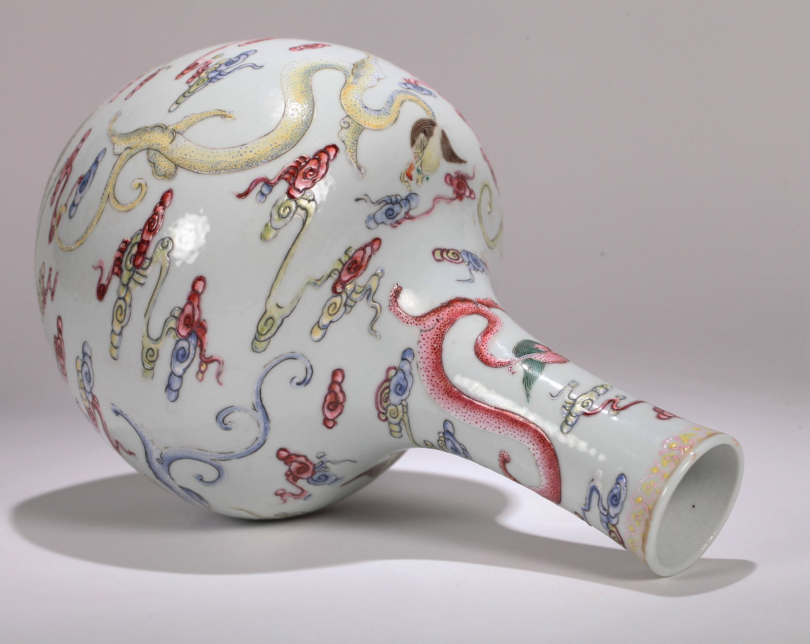 A FAMILLE-ROSE TIANQIU VASE - 4