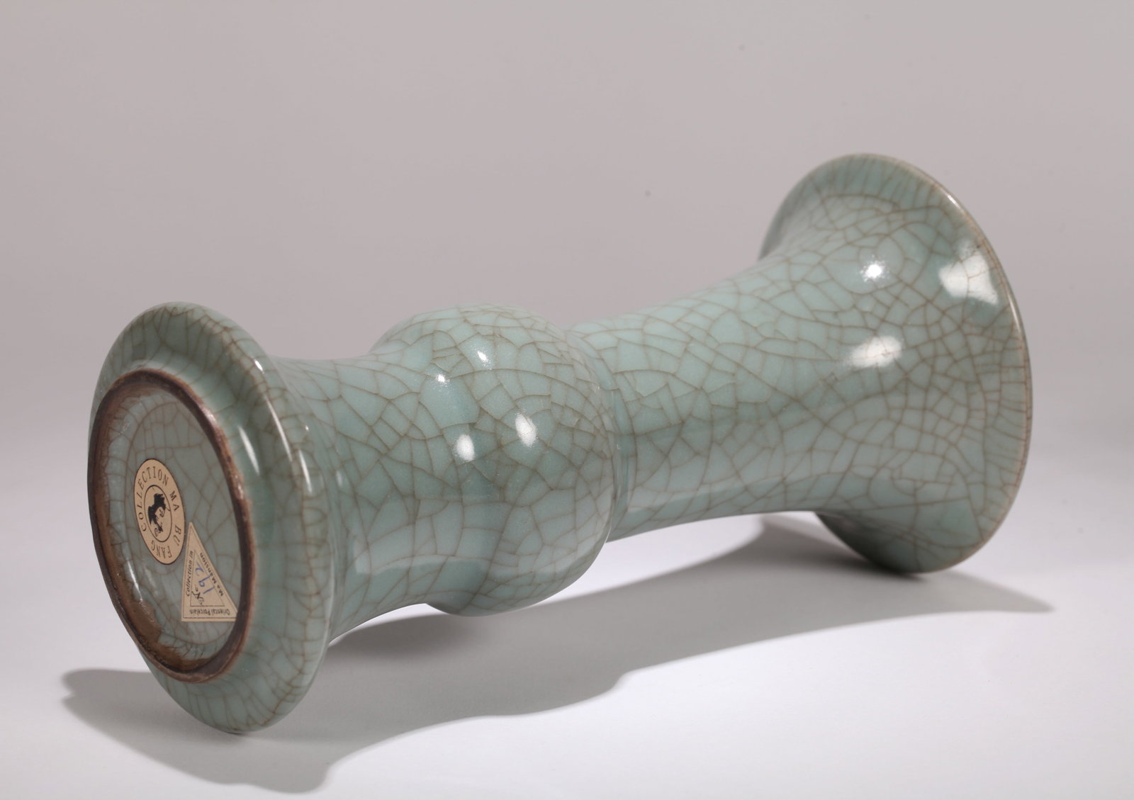 A GUAN-TYPE GU-SHAPED VASE - 5