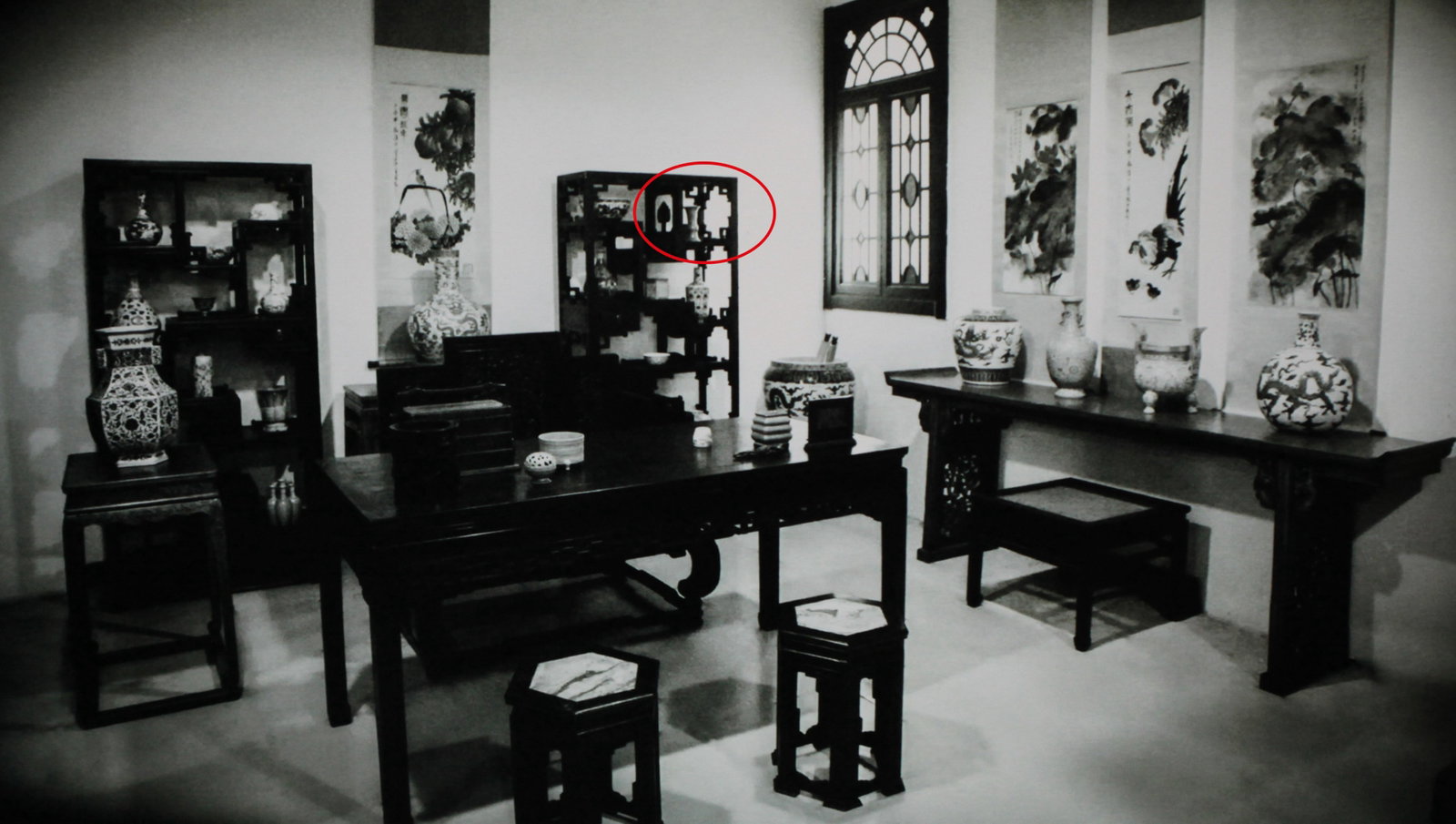 A GUAN-TYPE GU-SHAPED VASE - 9