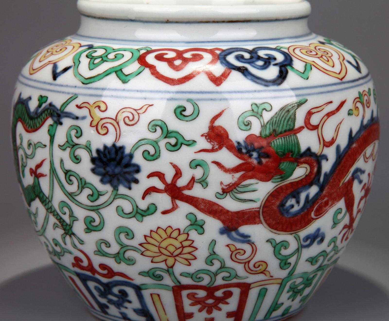 A WUCAI 'DRAGON' JAR - 7