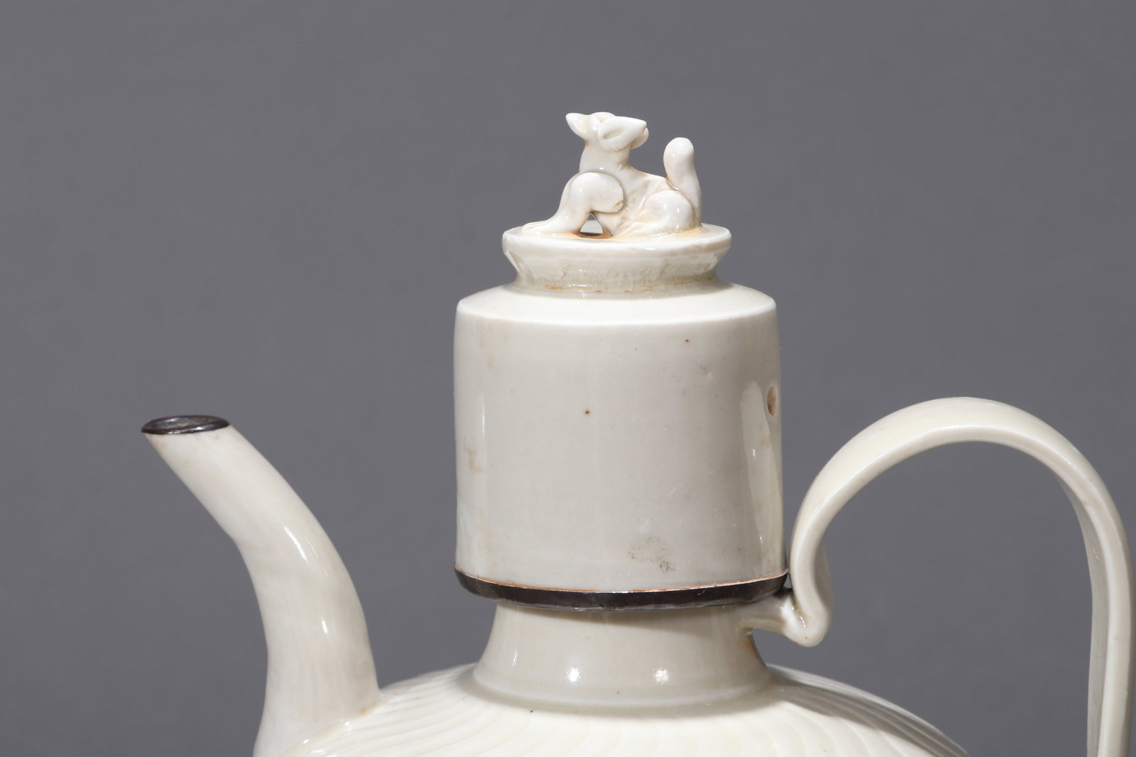 A DING-TYPE EWER - 2