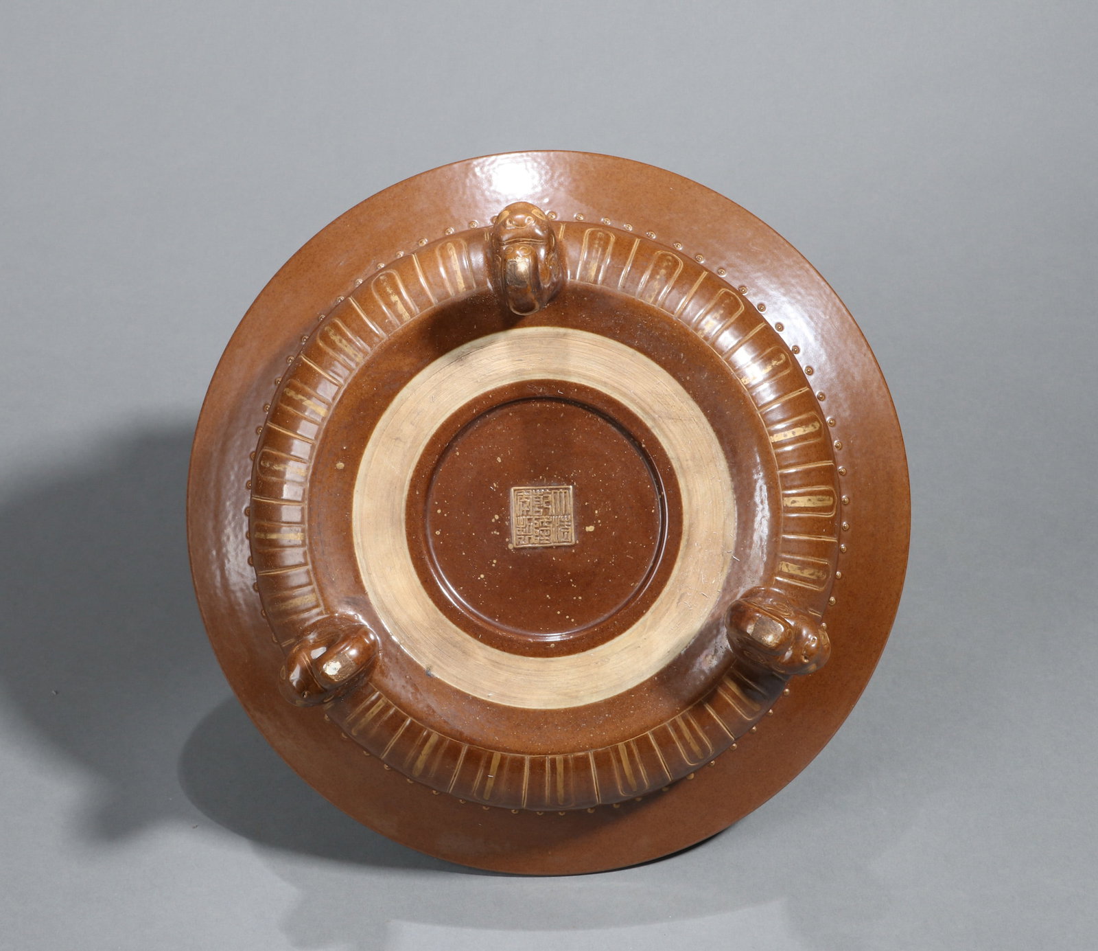 A BRONZE-GLAZED WASHER - 5