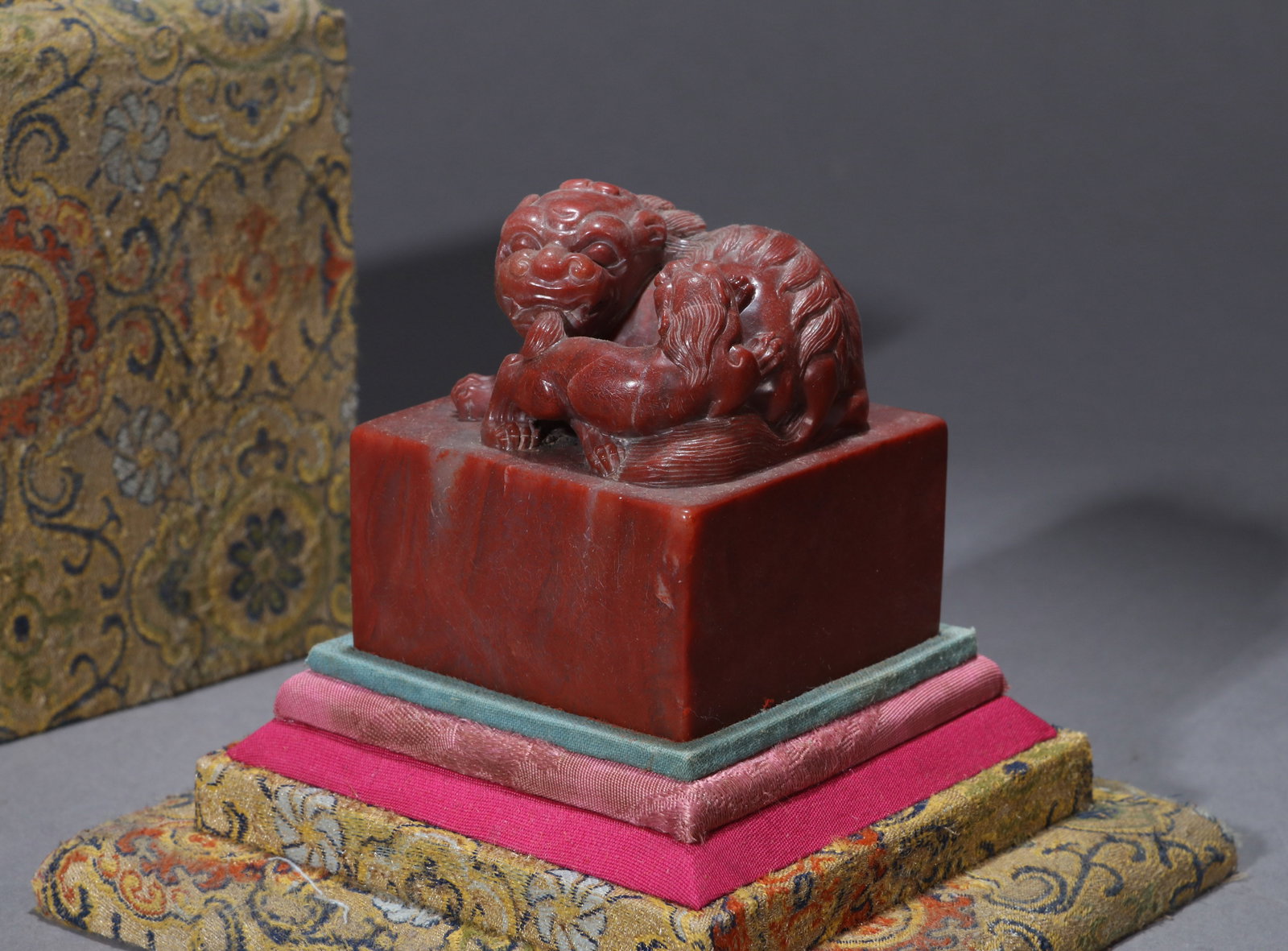 A SHOUSHAN STONE 'MYTHICAL BEAST' SEAL - 2