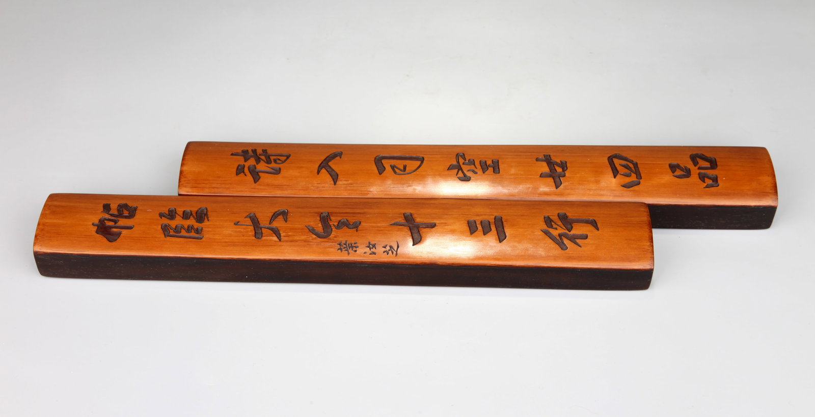 A WOOD AND BAMBOO PAPER WEIGHT - 5