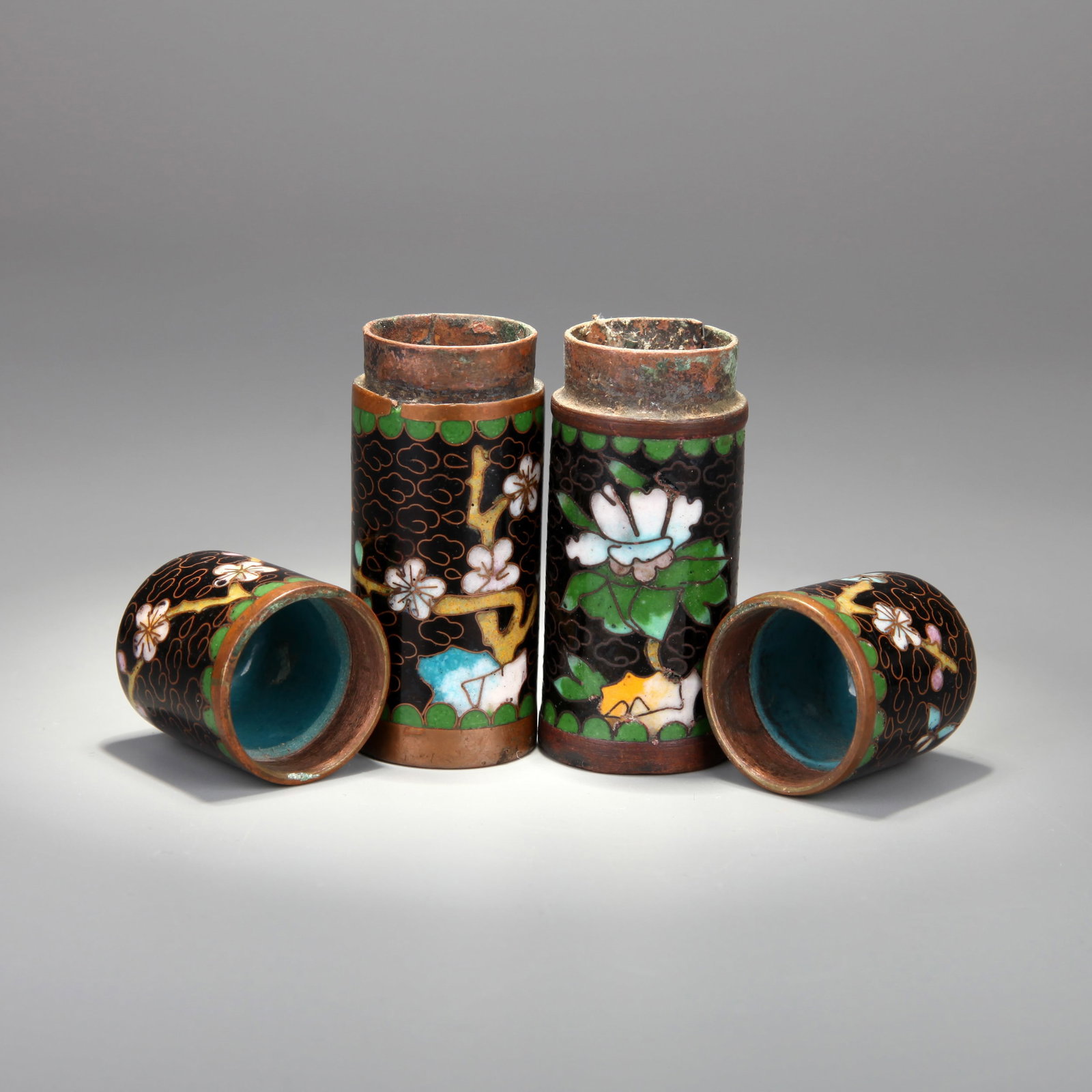 A PAIR OF CLOISONNE ENAMEL 'FLORAL' INCENSE CYLINDERS - 4