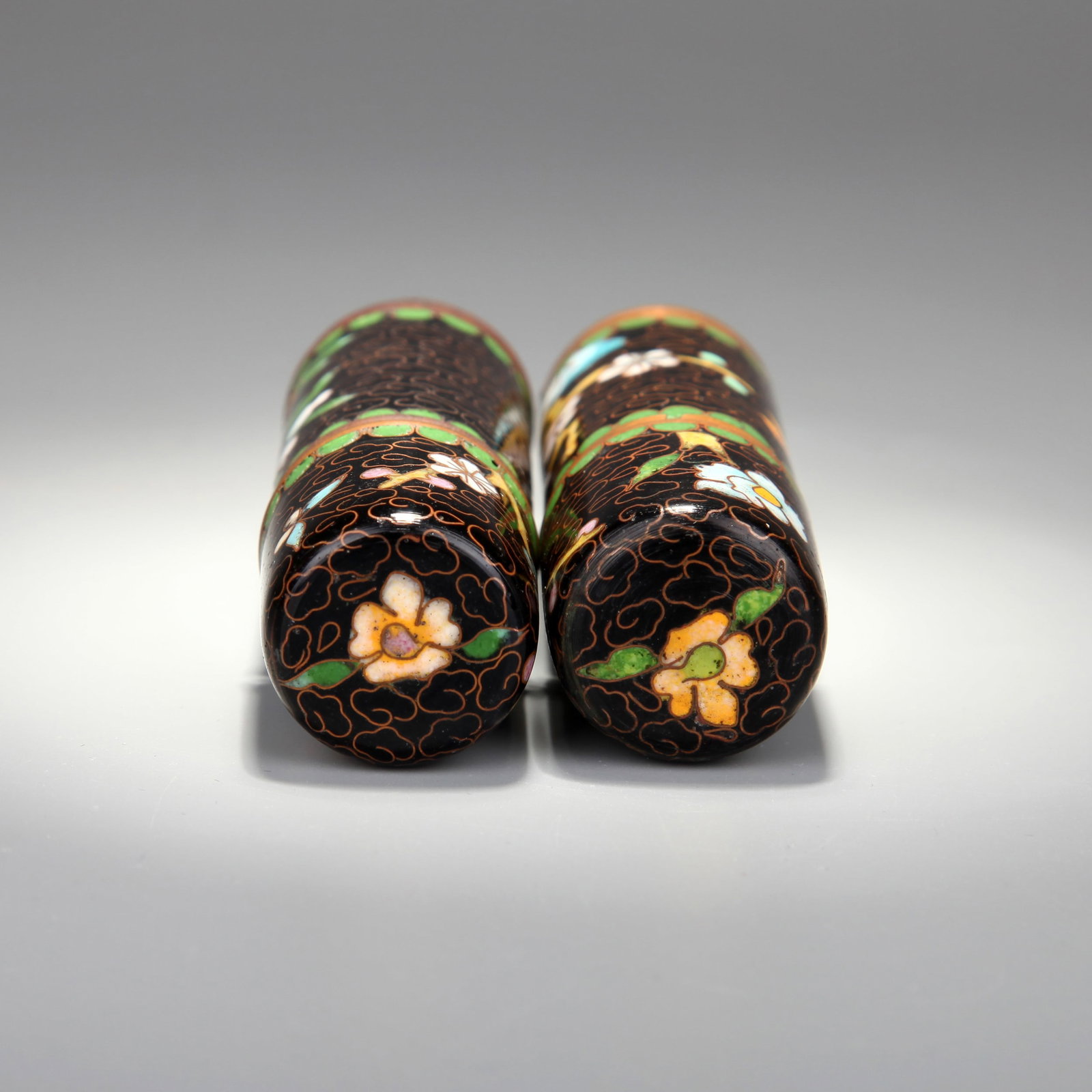 A PAIR OF CLOISONNE ENAMEL 'FLORAL' INCENSE CYLINDERS - 8
