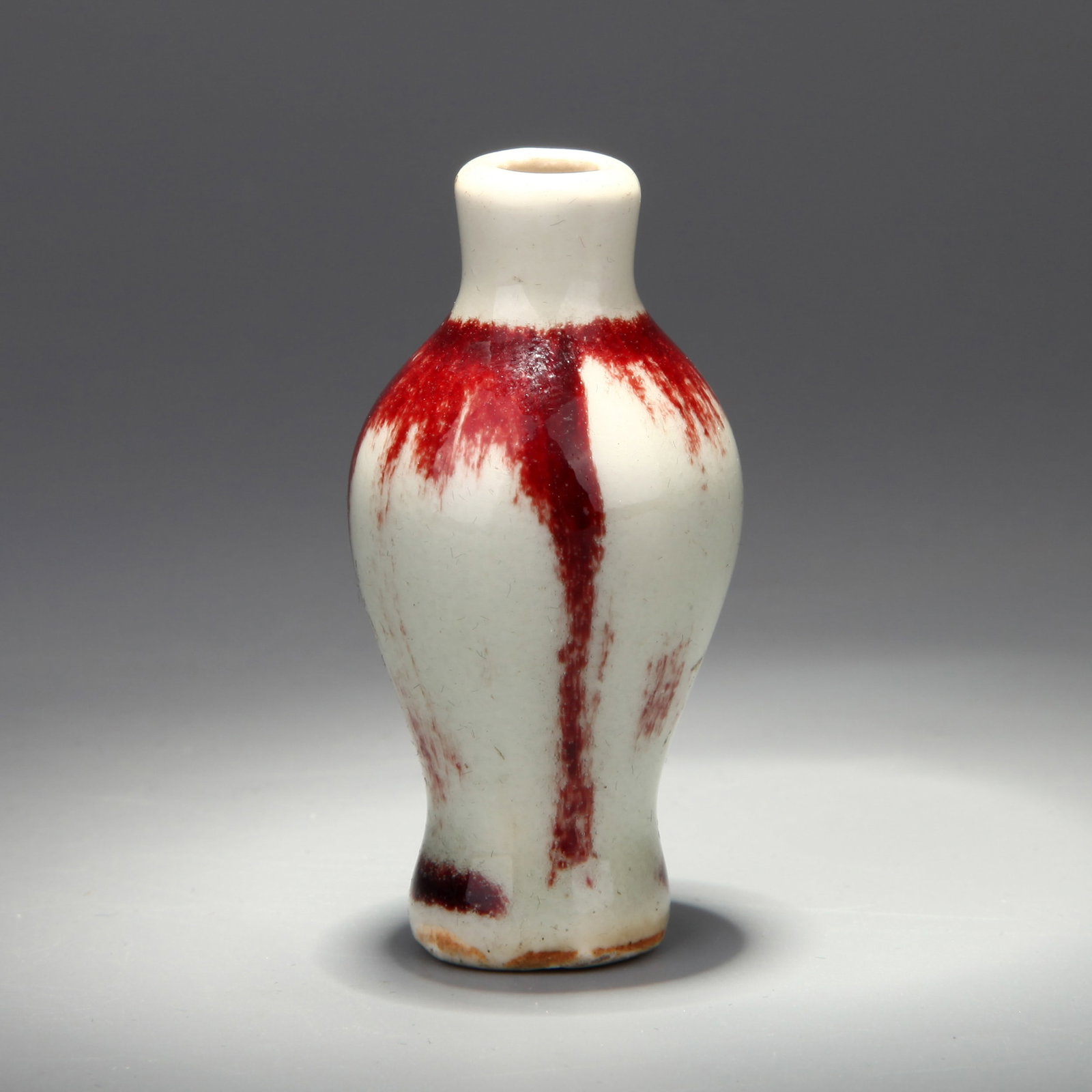 A FLAMBE-GLAZED SNUFF BOTTLE - 2
