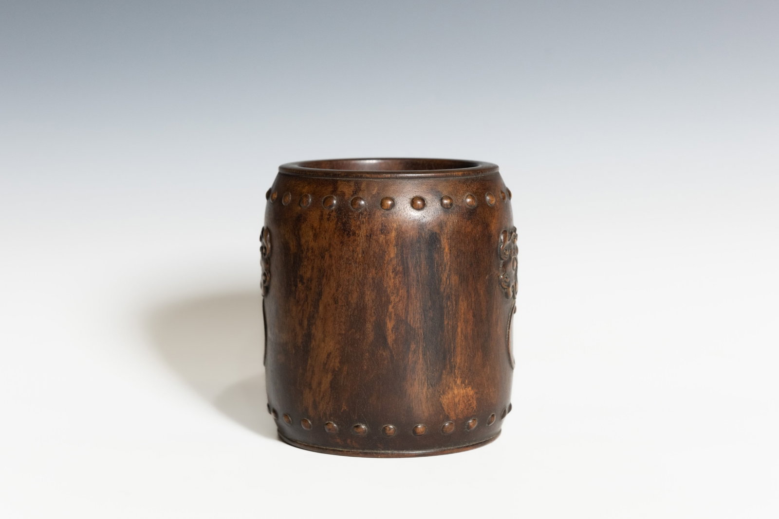 A CHINESE WOOD DRUM-SHAPED BRUSH POT - 6