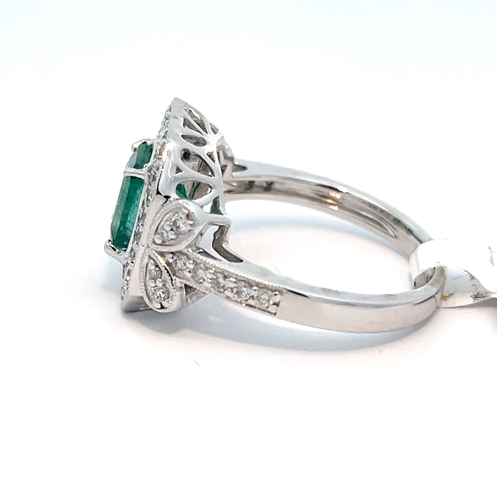PLATINUM, EMERALD AND DIAMOND RING WITH GGA REPORT - 3