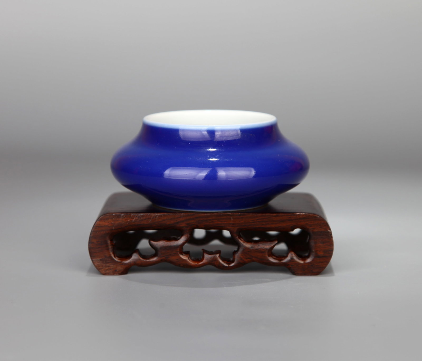 A SACRIFICIAL-BLUE-GLAZED WATER POT (1 of 6)