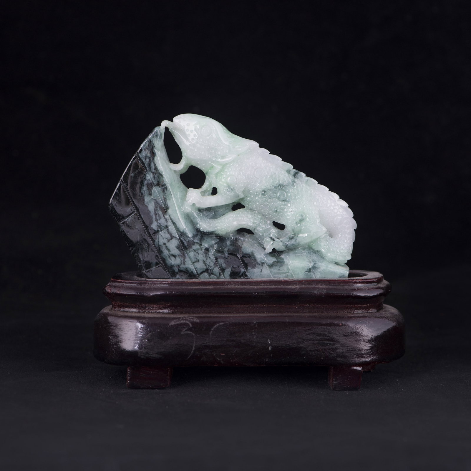 CHINESE AUSPICIOUS JADE ORNAMENT WITH BASE (1 of 6)
