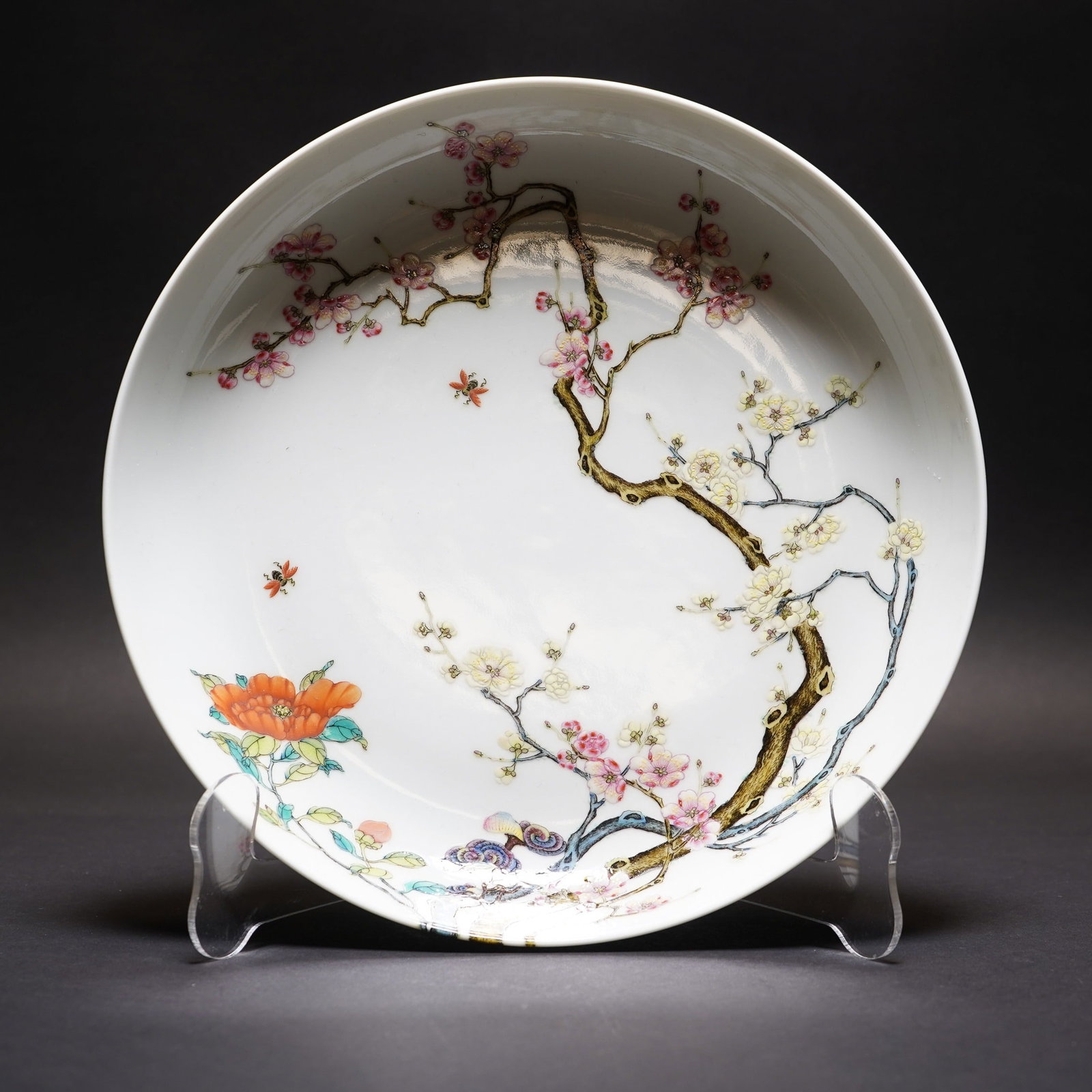 A FAMILLE ENAMELED FLORAL DISH, YONGZHENG MARK: A famille enameled floral dish, Yongzheng mark. H5 x 26 cm