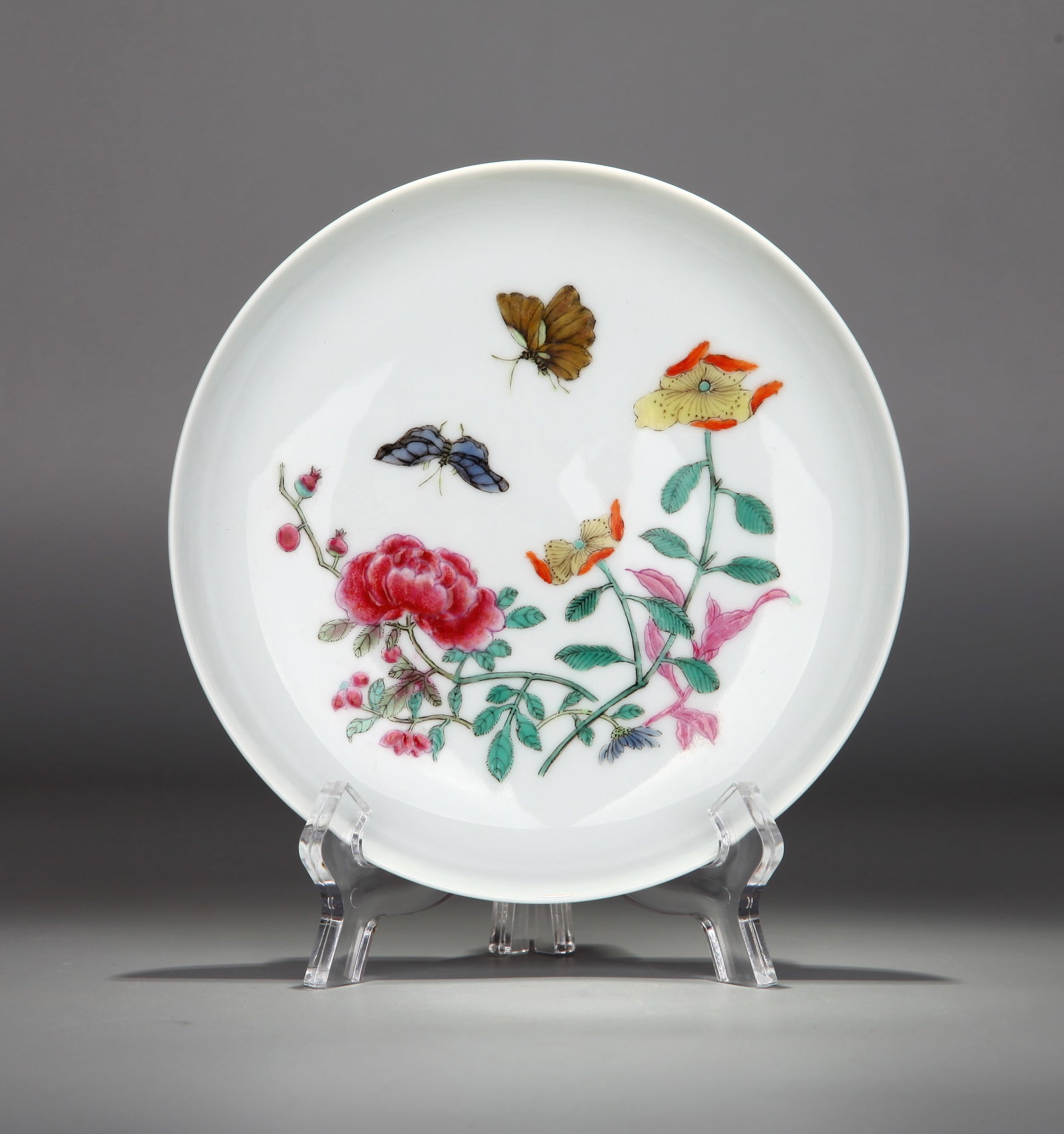 A FAMILLE-ROSE 'BUTTERFLY AND FLOWER' DISH (1 of 7)