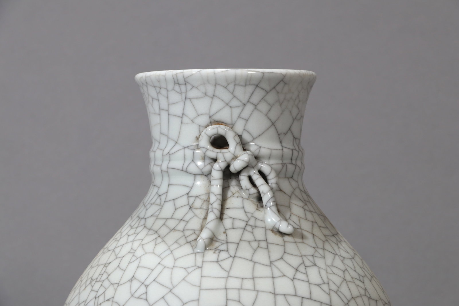 A GE-TYPE BUNDLE-FORM VASE - 2