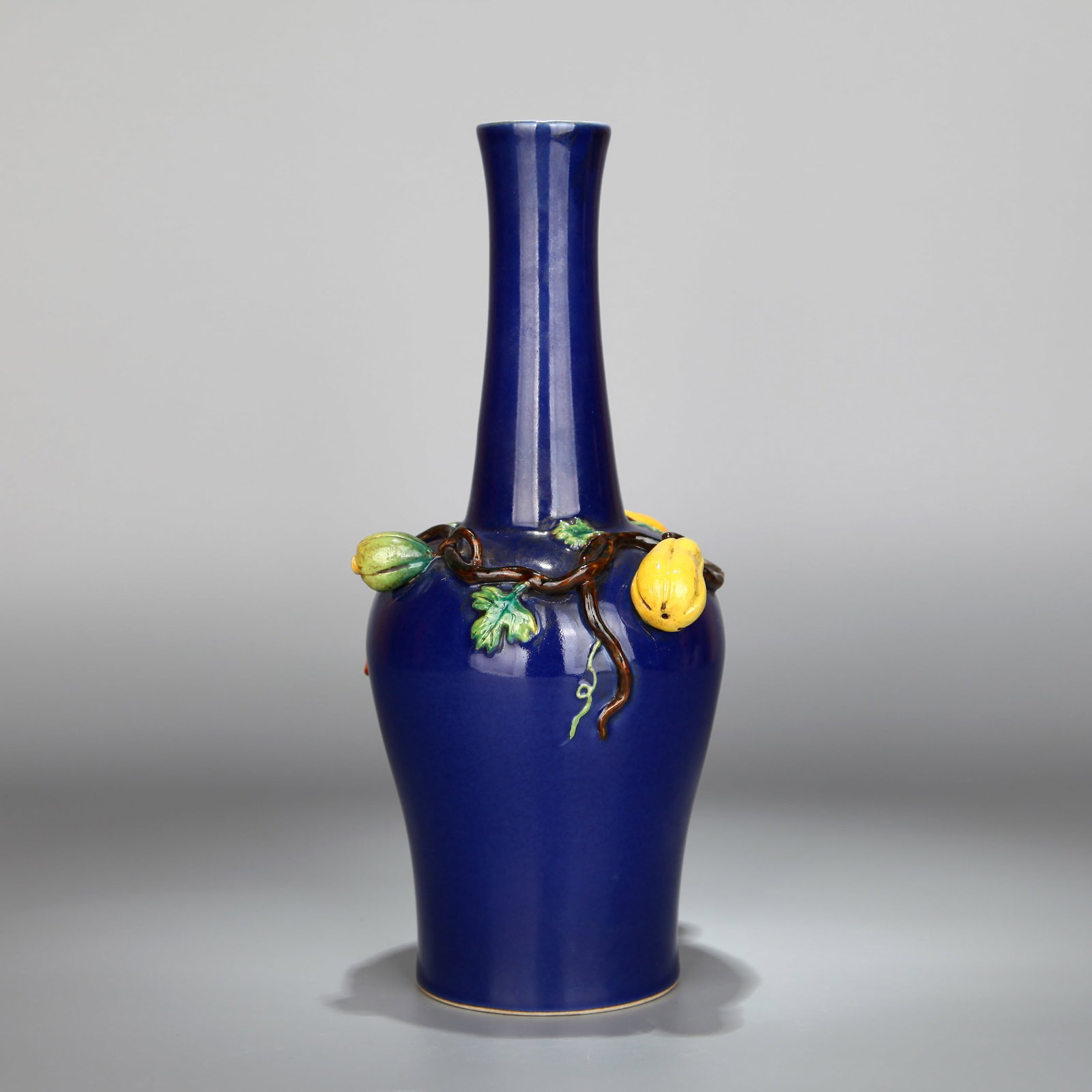 A BLUE-GLAZED MALLET VASE WITH APPLIED PEACHES (1 of 11)
