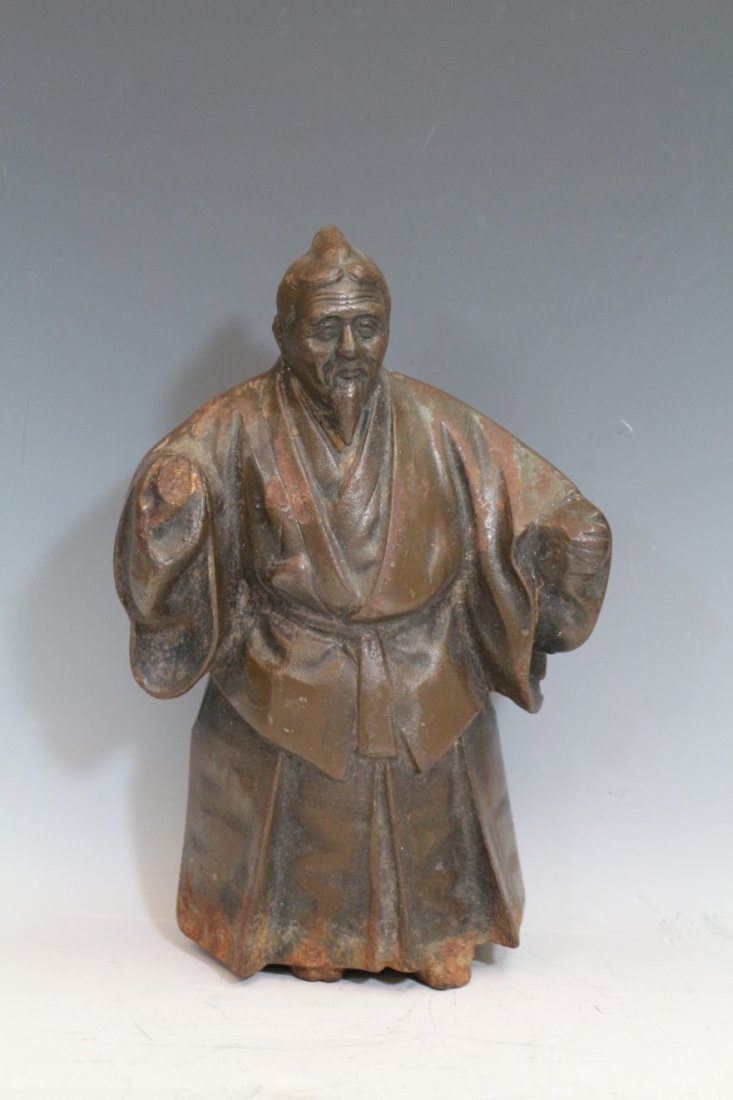 Bronze Statue Figurine: Bronze Statue Figurine of a old man with long beard. Width 6.5" Depth 3.5" Height 10"