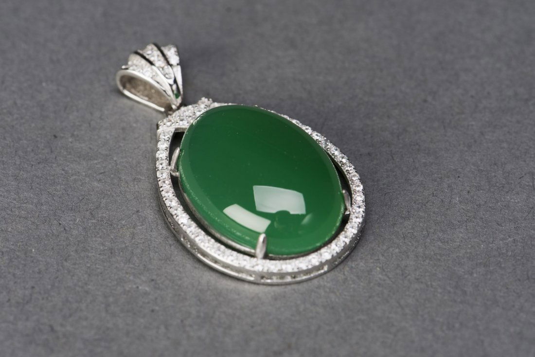 Green Jadeite Pendant (1 of 1)