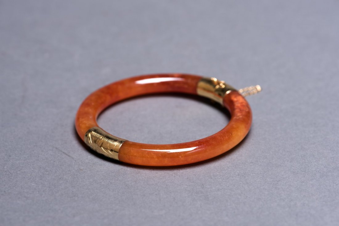 Jadeite Jade Hinged Bangle, GIA Certificate (1 of 1)