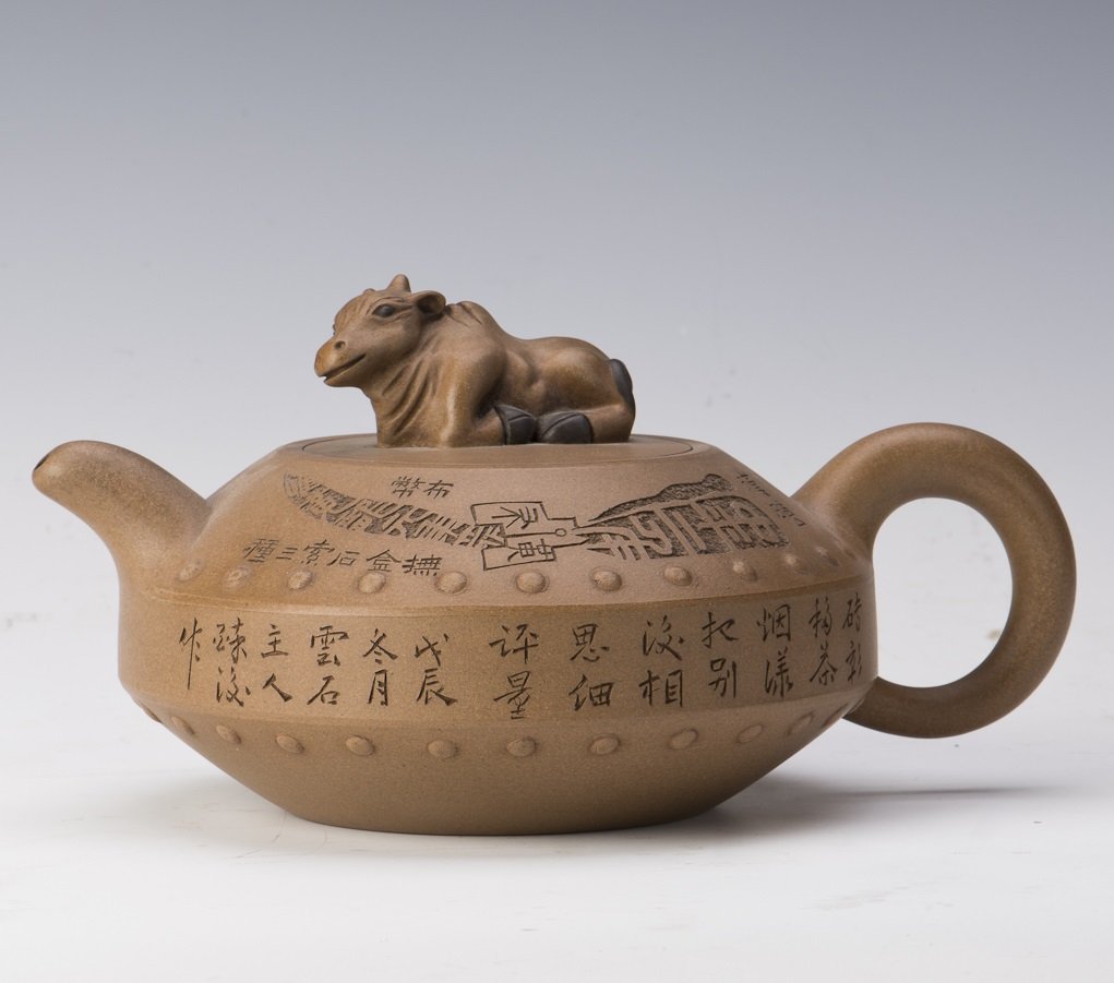 A CHINESE-BRICKS DUAN NI ZISHA TEAPOT (1 of 3)