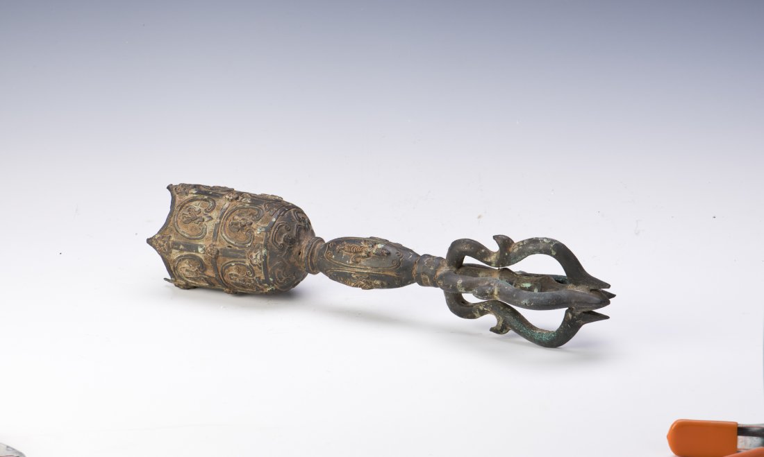 CHINESE BRONZE WARE BELL (1 of 5)