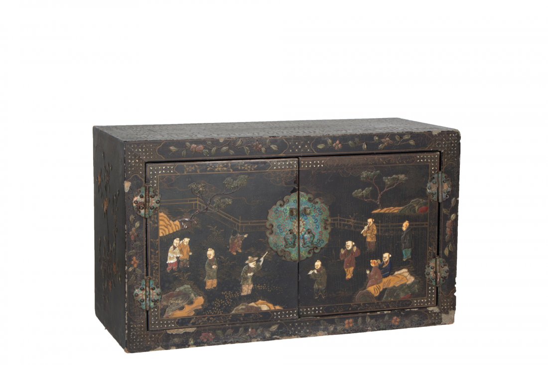 PAIR OF CHINESE LACQUER CABINETS (1 of 6)