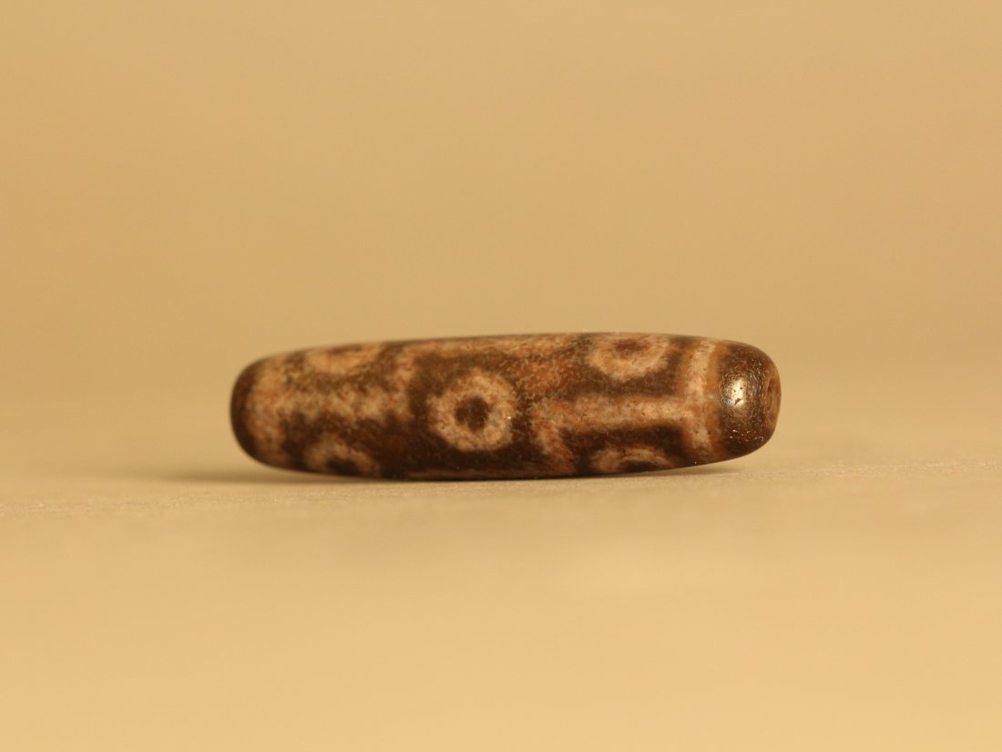 Nine-eyed Dzi (1 of 6)