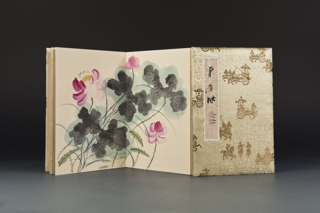 CHINESE PAINTING ALBUM WITH SILK COVERS (1 of 3)