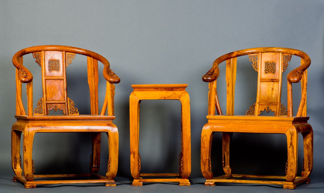 A PAIR OF HUANGHUALI HORSESHOE IMPERIAL CHAIRS AND (1 of 10)
