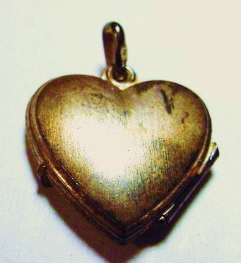 STERLING HEART LOCKET: STERLING HEART LOCKET