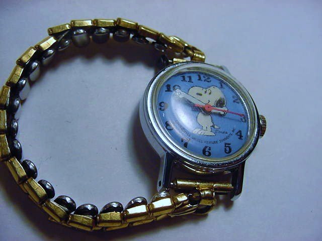 1958 SNOOPY WRISTWATCH WORKS: 1958 SNOOPY WRISTWATCH WORKS