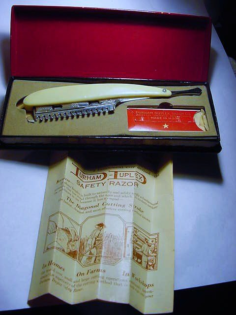 DURHAM DUPLEX SAFETY RAZOR IN ORIGINAL BOX: DURHAM DUPLEX SAFETY RAZOR IN ORIGINAL BOX