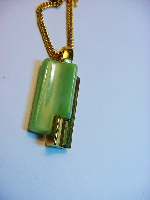 VINTAGE TRIFARI MODERNIST NECKLACE: VINTAGE TRIFARI MODERNIST NECKLACE