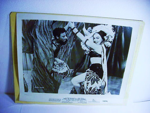 THERE'S NO BUSINESS LIKE SHOW BUSINESS" ETHEL MERMAN,: THERE'S NO BUSINESS LIKE SHOW BUSINESS" ETHEL MERMAN, DONALD O'CONNOR , MARILYN MONROE , DAN DAILEY, JOHNNIE RAY, MITZI GAYYNOR PHOTO