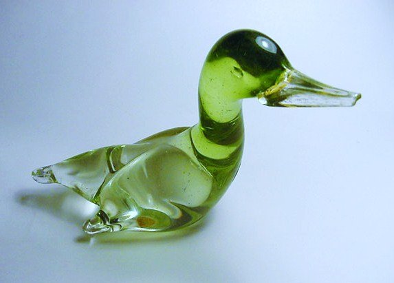 VINTAGE SIGNED MURANO GLASS DUCK STATUE: VINTAGE SIGNED MURANO GLASS DUCK STATUE. It measures 4.75" inches High by 6.50" Inches Wide.