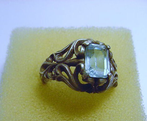 VINTAGE STERLING BLUESTONE RING SIZE 8: VINTAGE STERLING BLUESTONE RING SIZE 8
