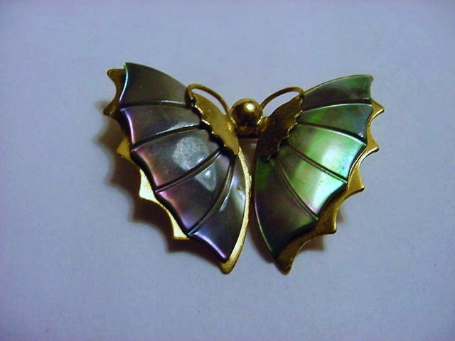 VINTAGE ABALONE BUTTERFLY PIN: VINTAGE ABALONE BUTTERFLY PIN