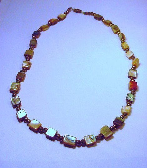 VINTAGE ABALONE NECKLACE: VINTAGE ABALONE NECKLACE