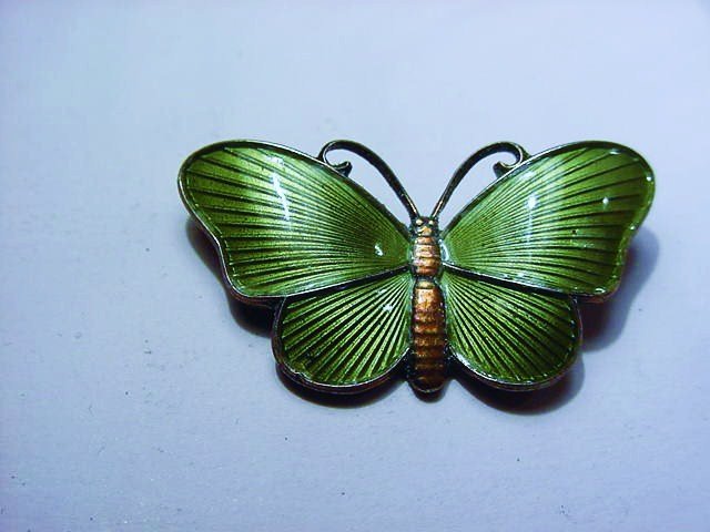 IVAR HOLT NORWAY STERLING ENAMEL BUTTERFLY PIN: IVAR HOLT NORWAY STERLING ENAMEL BUTTERFLY PIN
