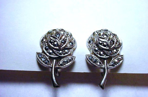 VINTAGE STERLING MARCASITE ROSE EARRINGS: VINTAGE STERLING MARCASITE ROSE EARRINGS