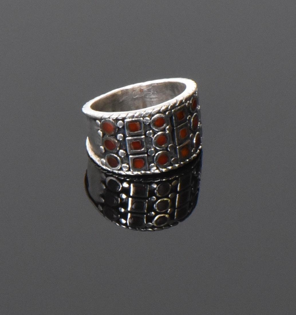 PAS, Vintage Garnet And Sterling Silver Ring. (1 of 5)