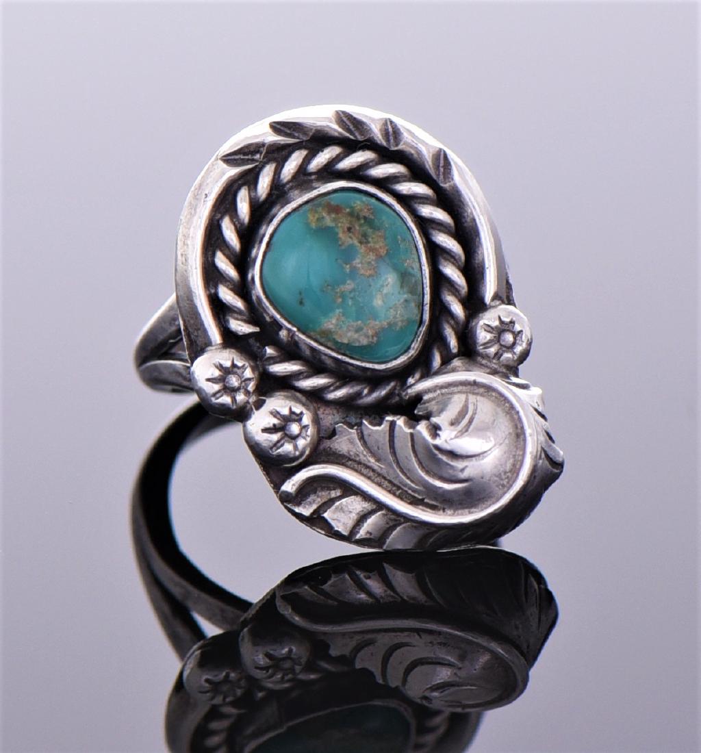 Navajo South West Green Turquoise Ring With Silver (1 of 6)