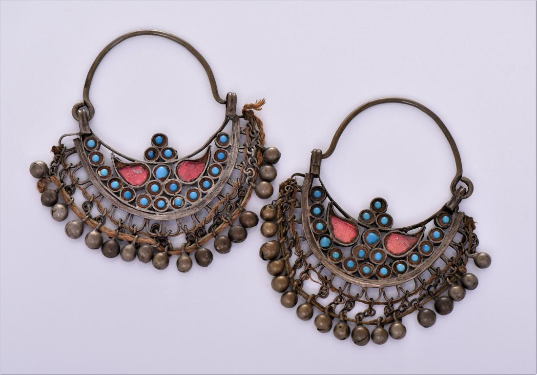 Tibetan Silver Dangling Earrings. Estimated more t (1 of 1)