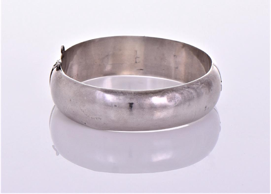 Vintage Sterling Silver cuff bracelet. (1 of 6)