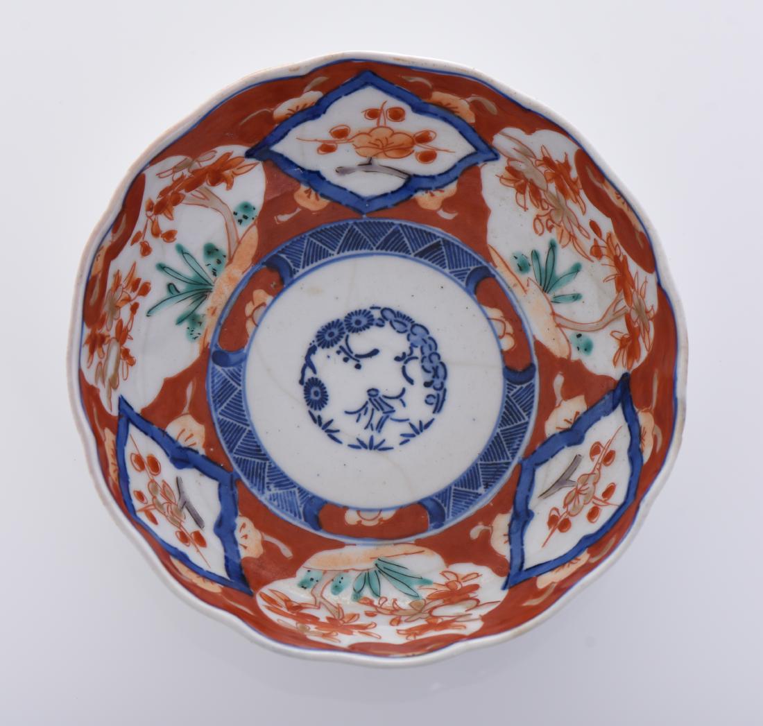 19th Century Imari Porcelain Bowl.: 19th Century Imari Porcelain Bowl. Estimated more than 200 yrs old. Chinese art is visual art that, whether ancient or modern. Early "stone age art" dates back to 10,000 BC, mostly consisting of simpl