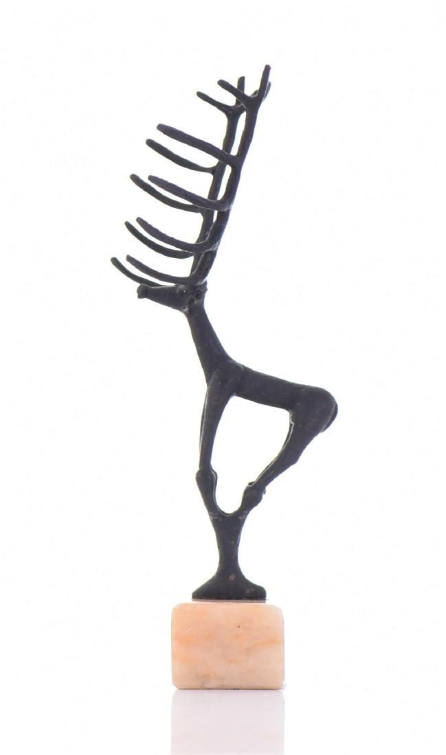 Bronze Reindeer Ring Holder On Onyx Base (1 of 5)